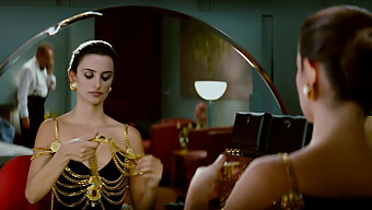 Penelope Cruz Nagy Mellei És Tökéletes Teste A Los Abrazos Rotos Videóban